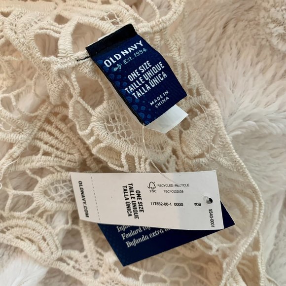 Old Navy Beige Boho Crochet Infinity Scarf - Picture 2 of 7